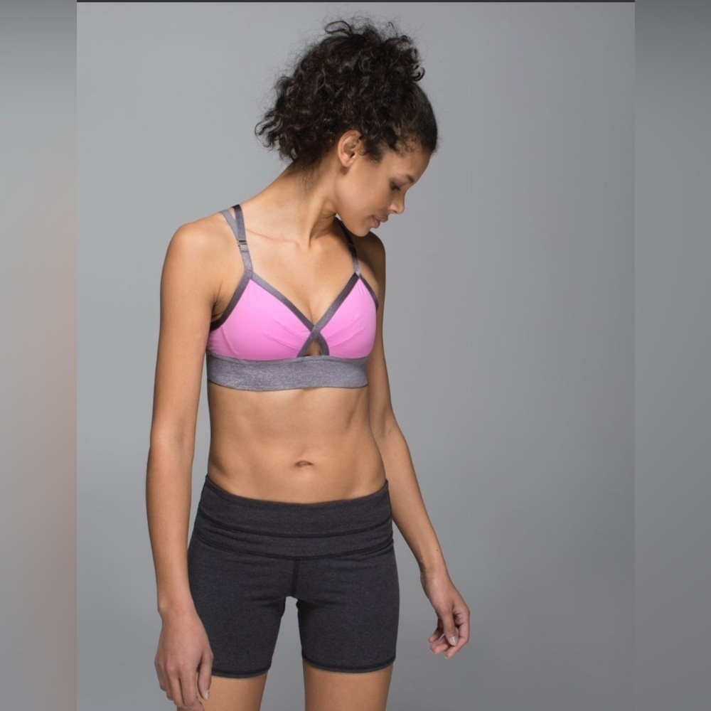 Lululemon If your lucky pink medium support Strappy Stretch lightweight bra 6